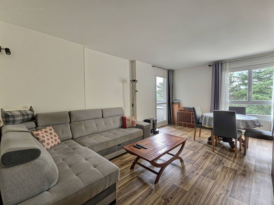 Appartement à BOISSY-SAINT-LEGER
