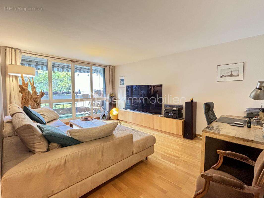 Opportunité ! Appartement T3 - Garches, résidence verdoyante à proximité du Golf - photo 2