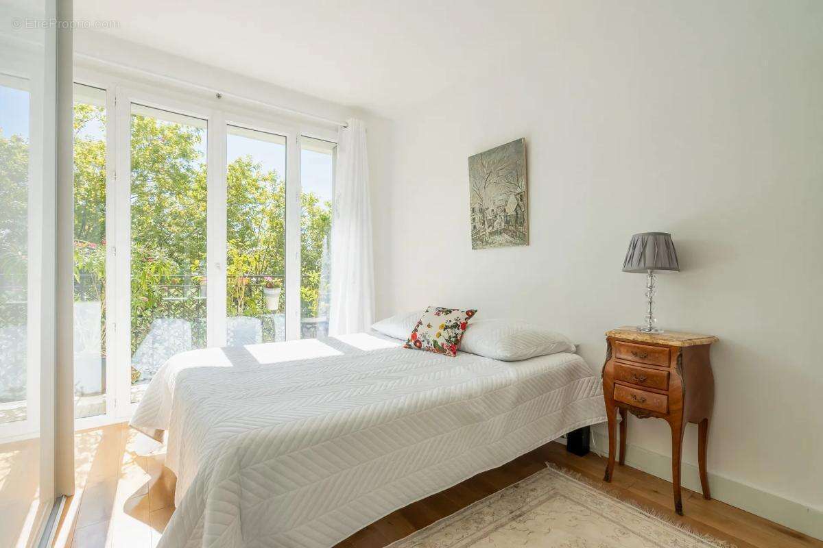 Appartement à NOGENT-SUR-MARNE
