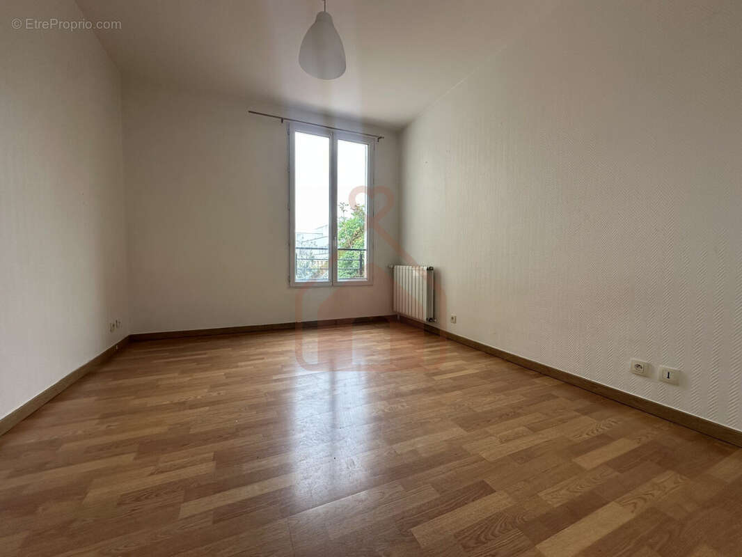 Appartement à IVRY-SUR-SEINE