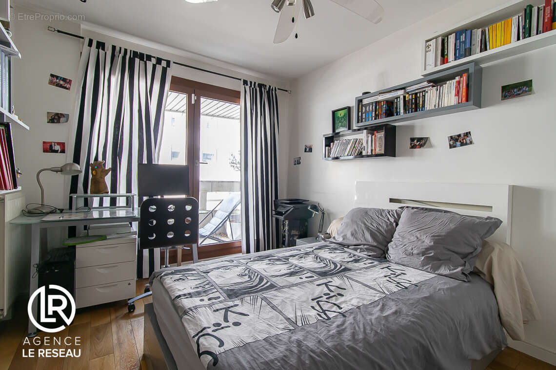 Appartement à LEVALLOIS-PERRET