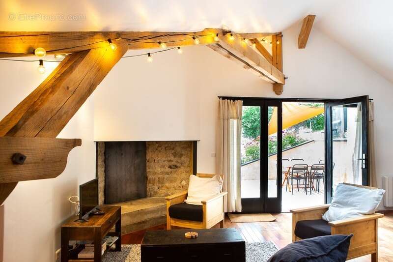 Maison à ALISE-SAINTE-REINE