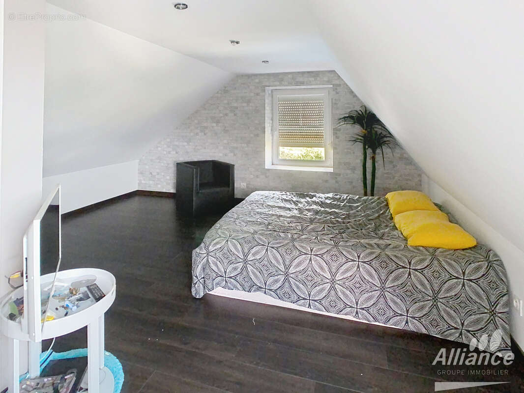 Jolie maison pierre sur 11a , piscine, vue imprenable - photo 8