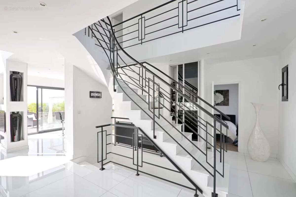 Maison à ORMESSON-SUR-MARNE