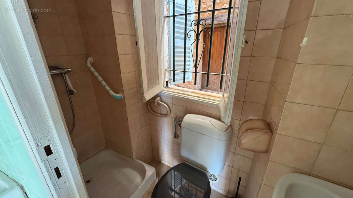 Appartement à LE BAR-SUR-LOUP