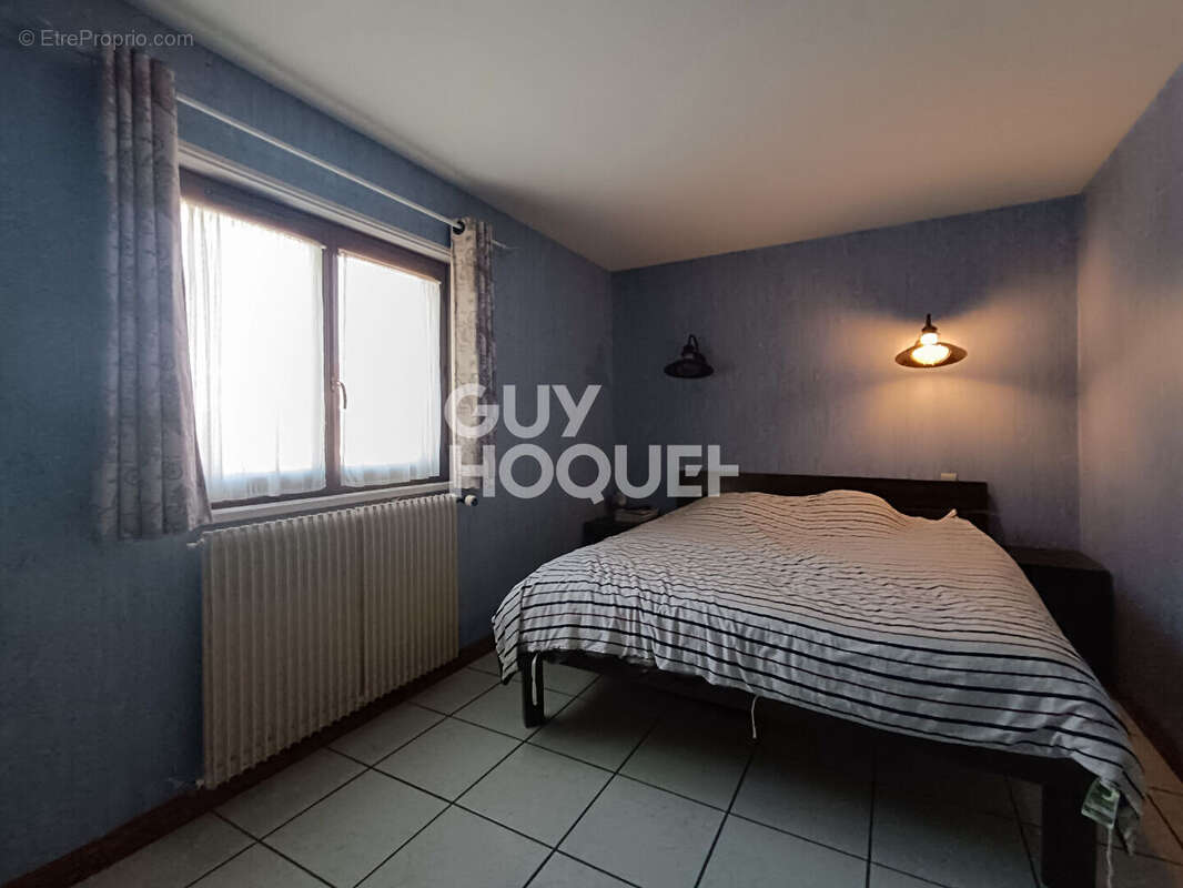 Maison à BUSSIERES