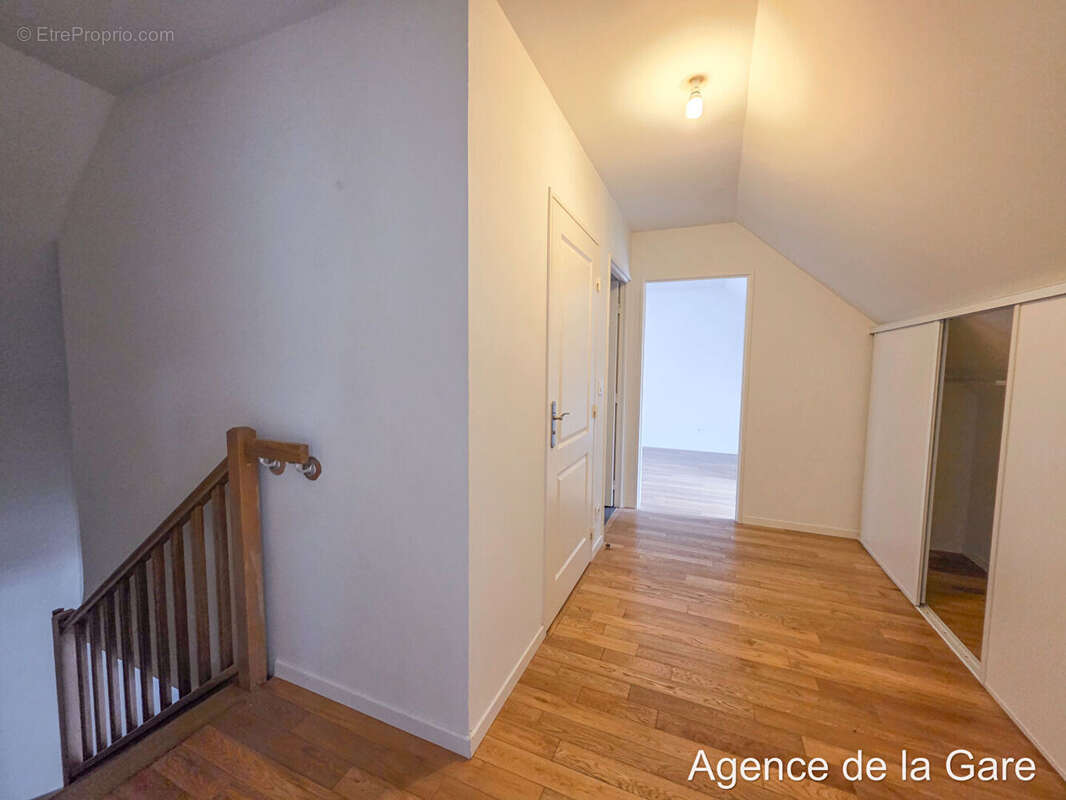 Appartement à MAISONS-LAFFITTE