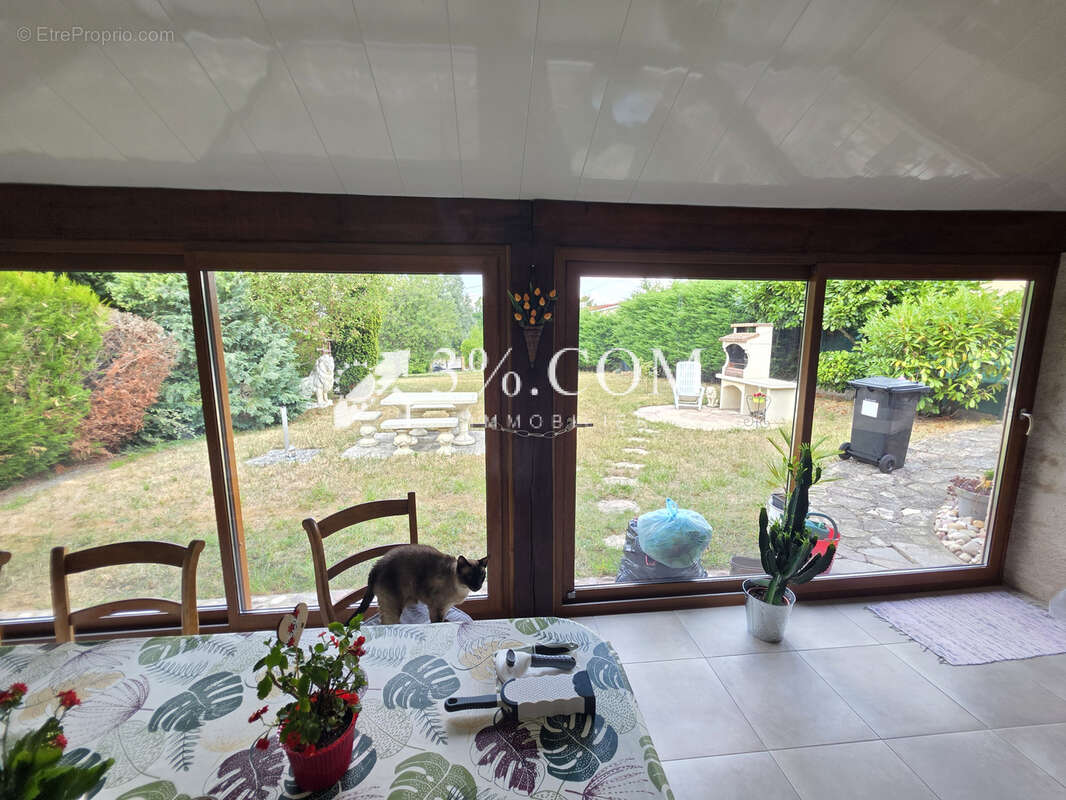 Spacieuse Maison Familiale de 340 m2 à Damelevieres (54360) - photo 11