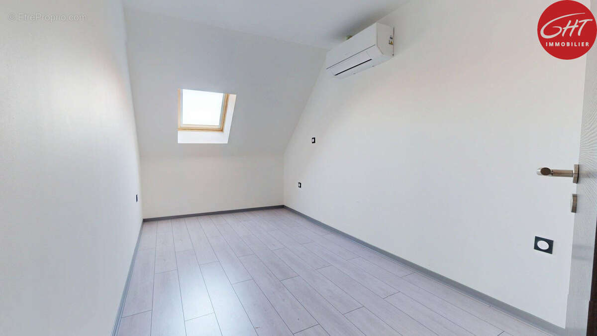 Appartement à BURGILLE