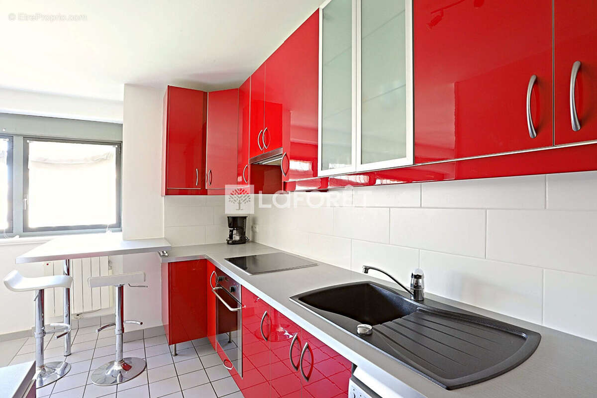 Appartement à PARIS-14E