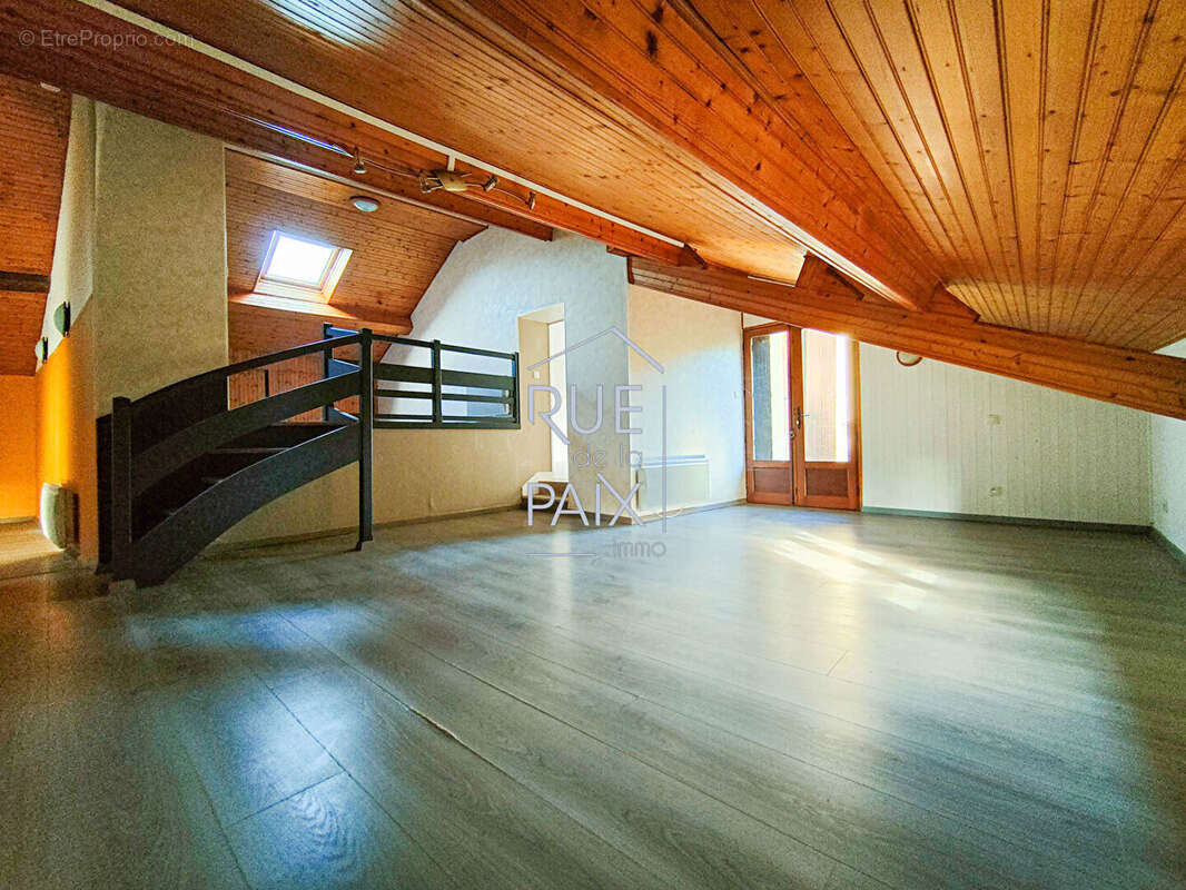 Appartement à DISSAY