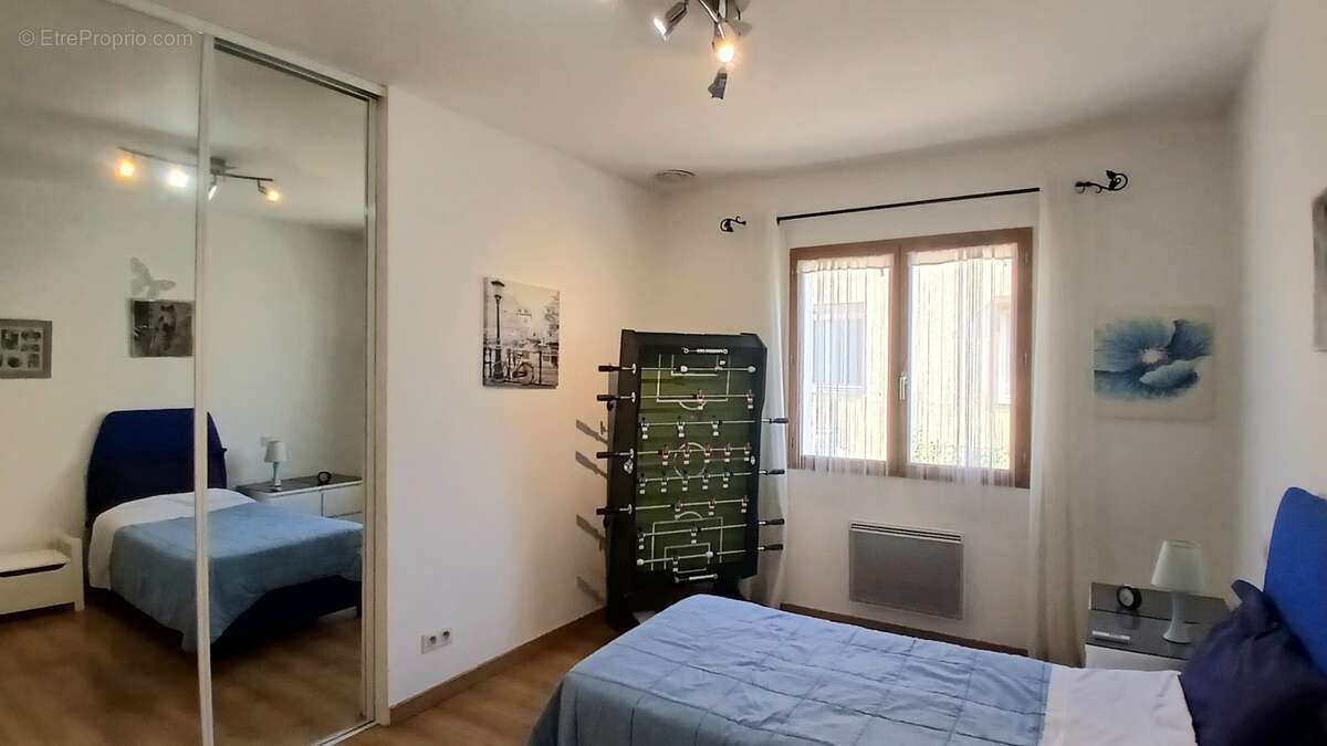 Agréable villa avec piscine chauffée et terrain de pétanque. - photo 19