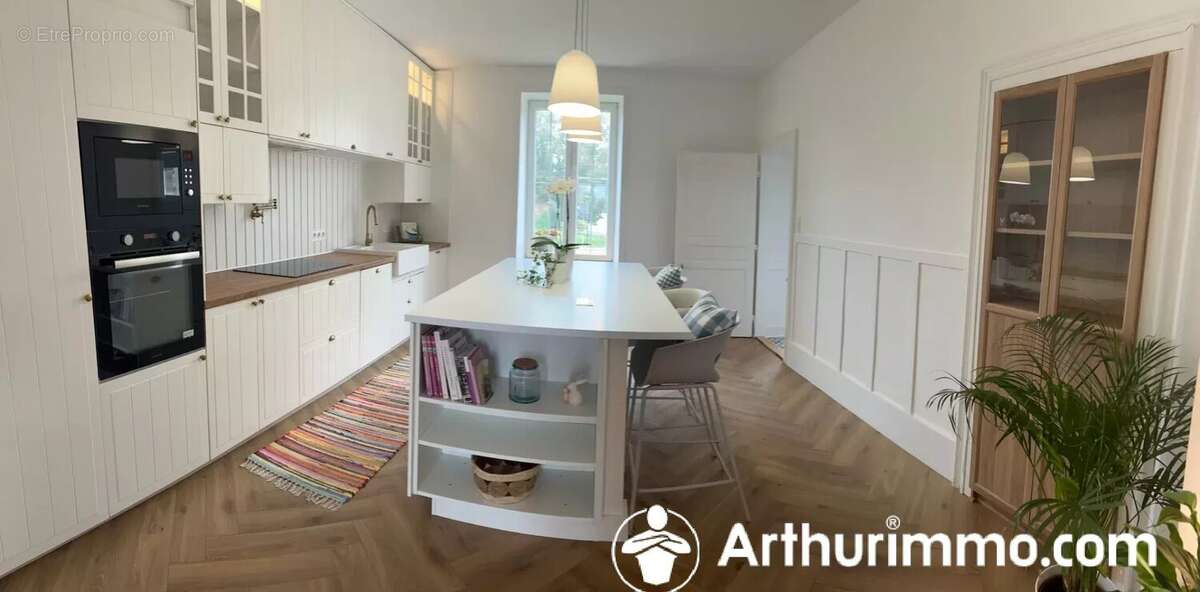 Maison à SAINTE-MARIE-EN-CHAUX