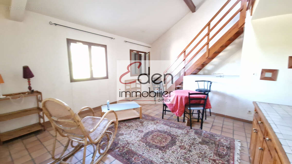 À vendre   T2 +  grande mezzanine et fort potentiel d'évolution ! - photo 2
