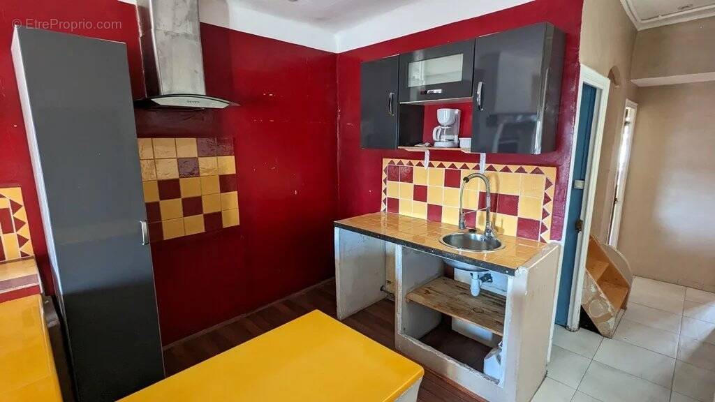 Appartement à SALERNES