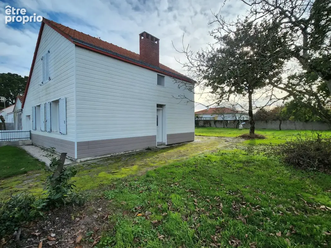 1km du centre ville, + de 1300 m2 de terrain divisible pour cette maison de 100 m2 avec atelier - photo 3