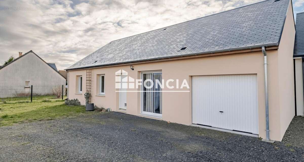 Maison à CINQ-MARS-LA-PILE