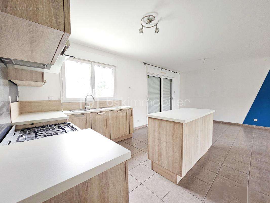 Maison à BRAY-EN-VAL