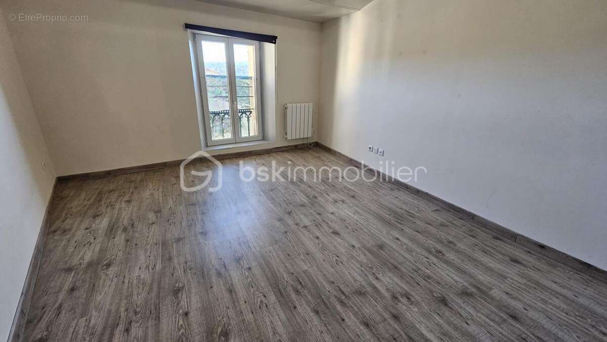 Appartement à CAMPS-LA-SOURCE