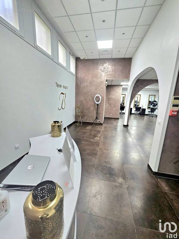 Photo 1 - Commerce à RIS-ORANGIS