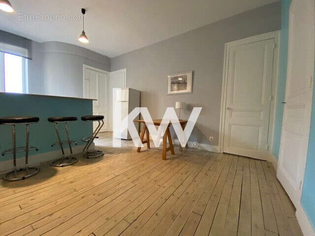 Appartement 74 m² à Saint-Etienne  - photo 7