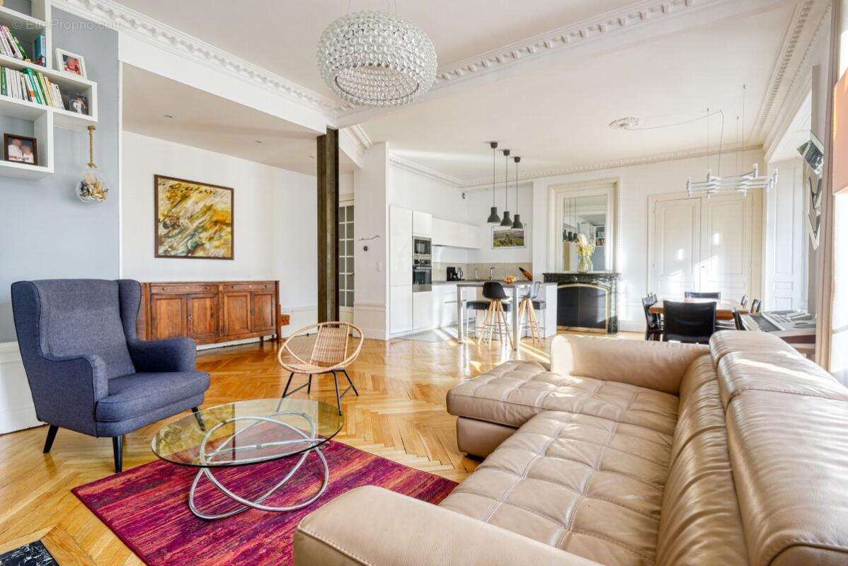 Appartement à LYON-6E