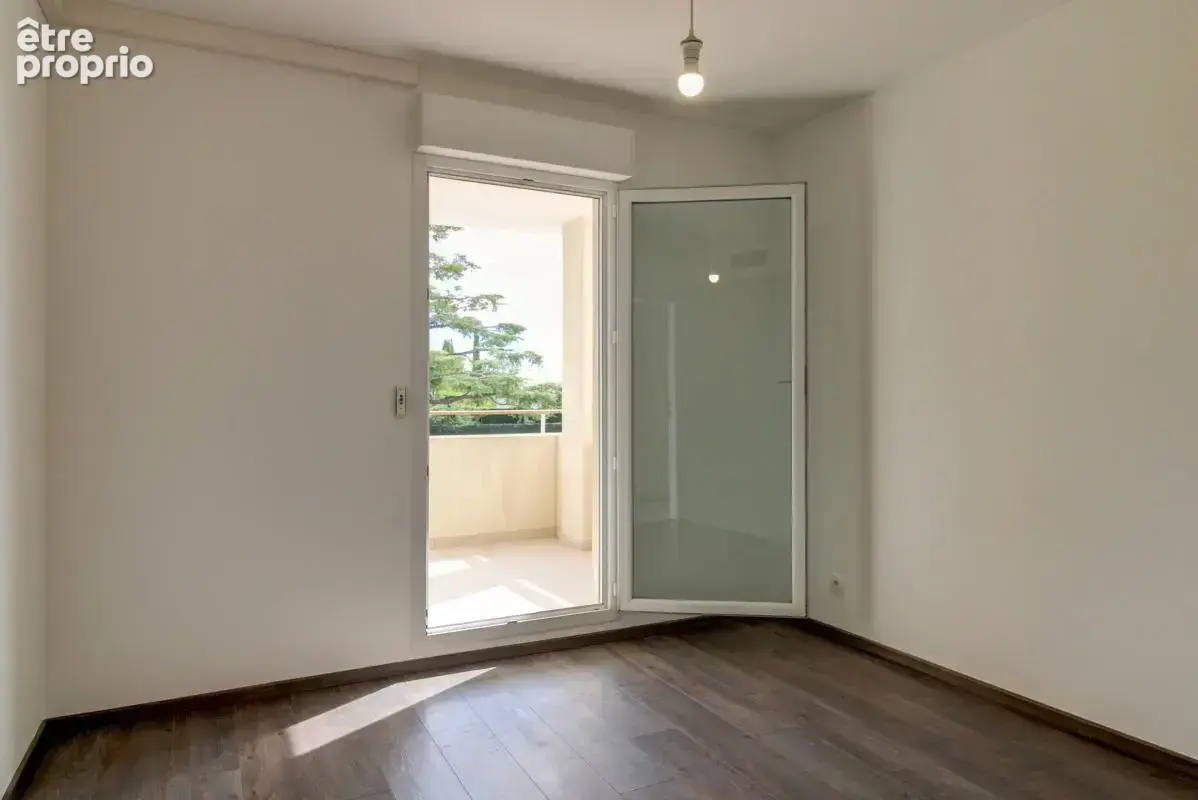 Nice Fabron – 2 pièces au calme avec terrasse et piscine - photo 12