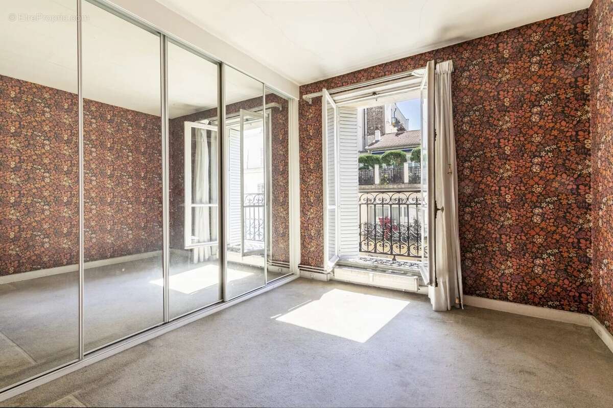Appartement à PARIS-9E