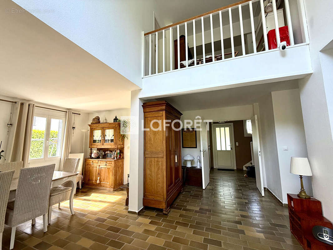 Laforêt Luzarches propose - Maison Asnières Sur Oise 5 pièce(s) 151 m2 - photo 3