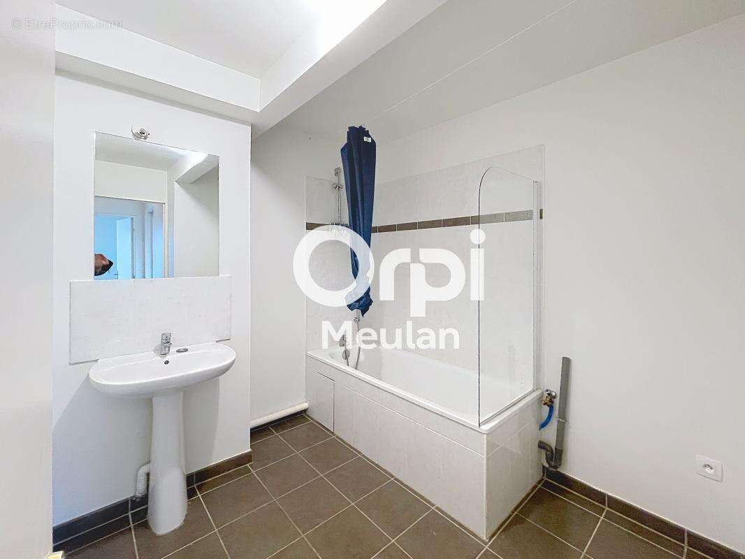 Appartement à LES MUREAUX