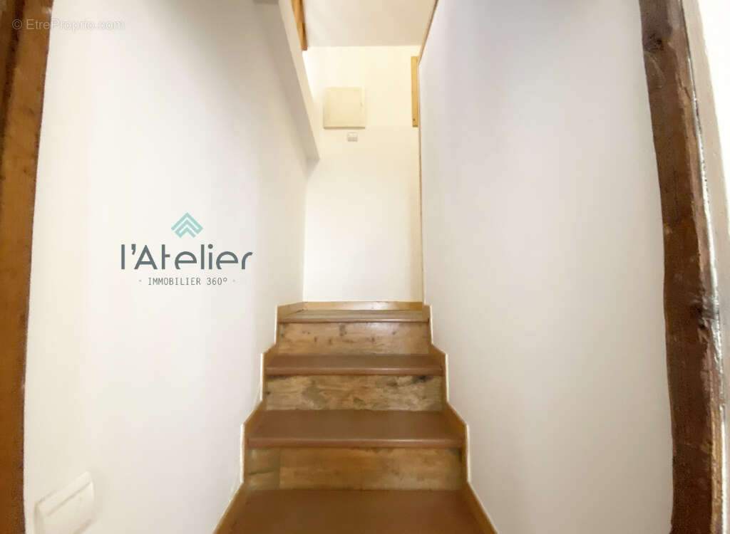 Maison à SARRANCOLIN