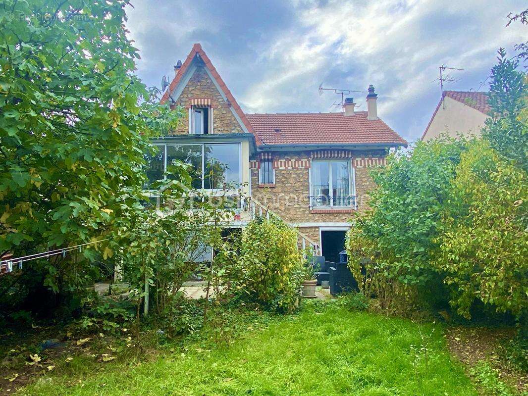 Maison à VILLENEUVE-SAINT-GEORGES