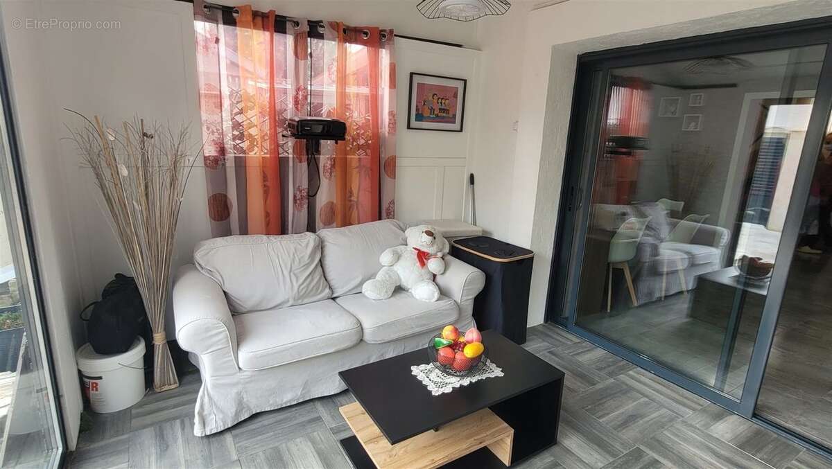 Maison à VAULX-EN-VELIN