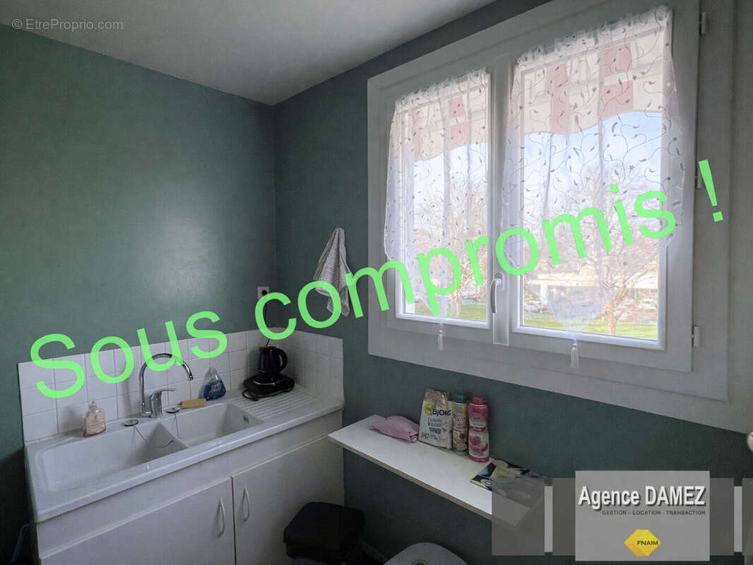 A Dourdan, Appartement T1 avec cuisine indépendante, balcon, garage et cave, proche commerces - photo 3