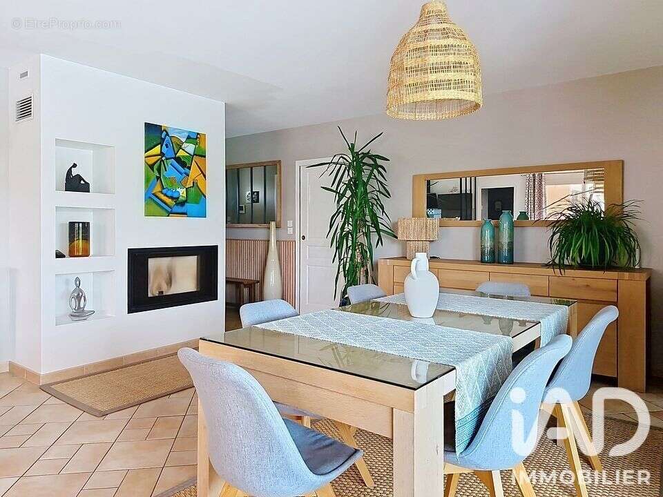 Photo 2 - Maison à PUJOLS