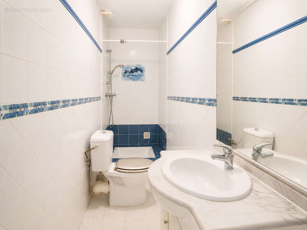 T2 à vendre proche plage Le Pradet - photo 4