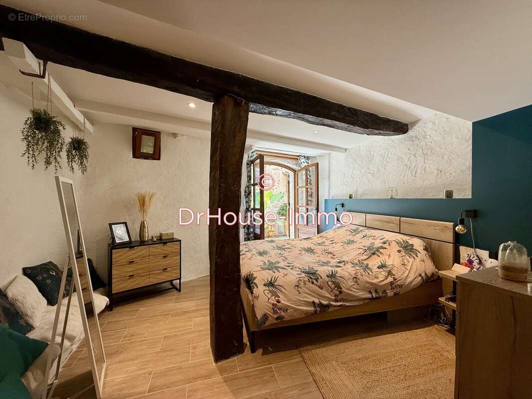 Maison à SAINT-JEANNET