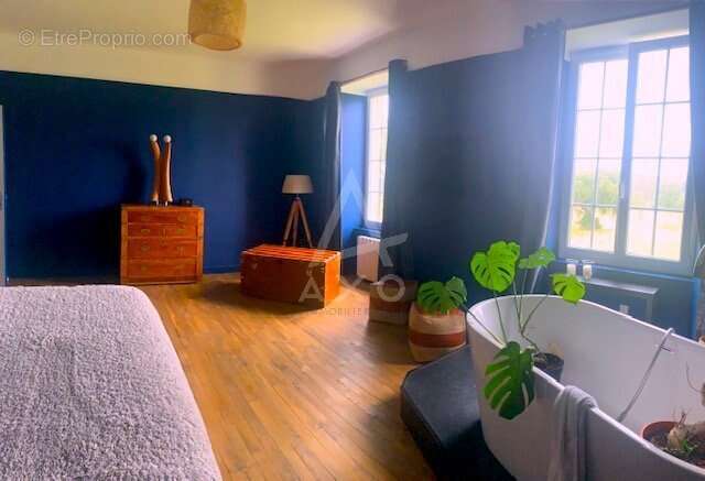 Maison à HENANBIHEN