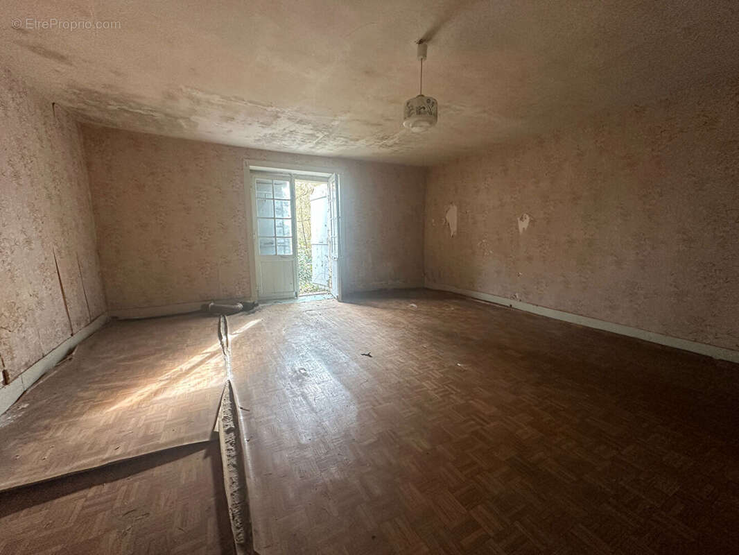 Appartement à ARLAY