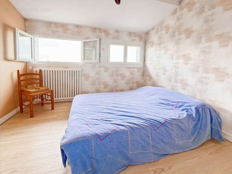 Maison à CHATELLERAULT