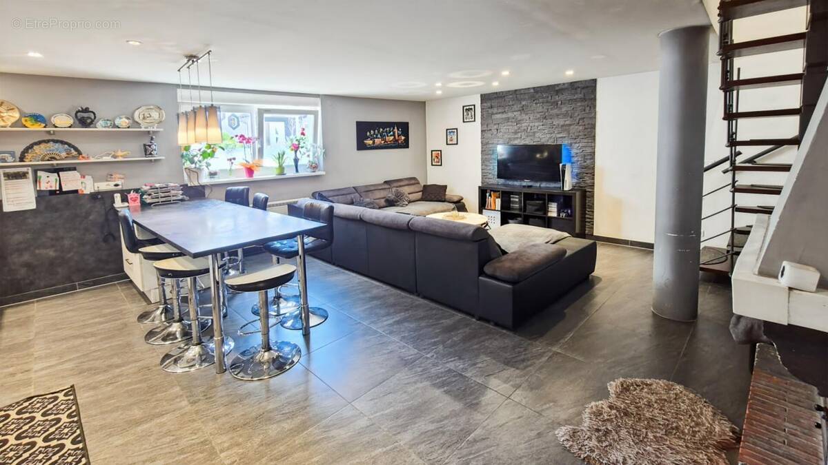 Appartement à OBERHOFFEN-SUR-MODER