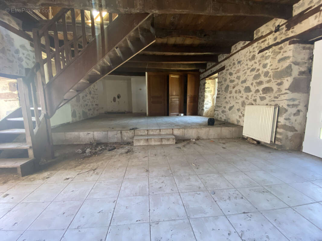 Maison à SAINTE-FEREOLE