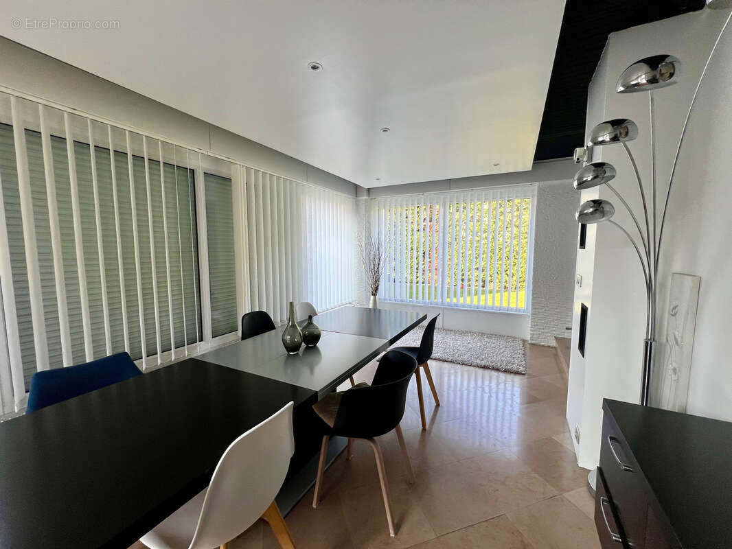 Maison à ATHIS-MONS