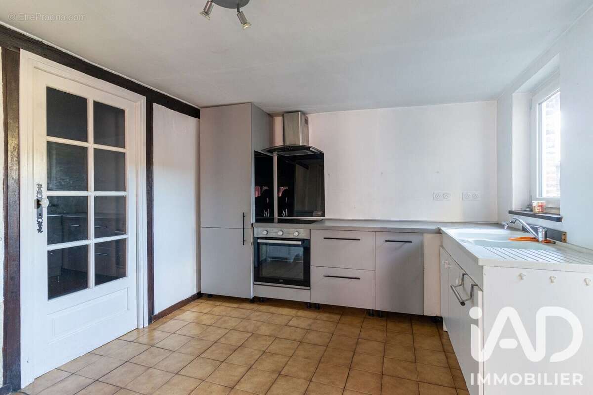 Maison 80 m² à La Ferriere-Sur-Risle  - photo 2