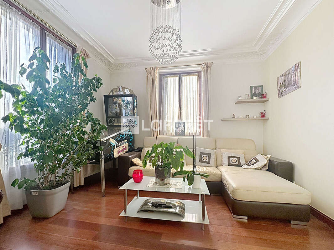 Maison à CHAMPIGNY-SUR-MARNE