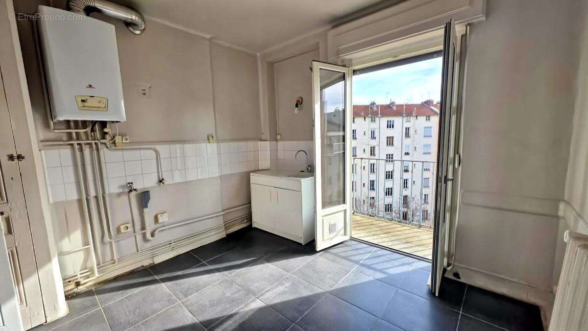 Appartement à LYON-6E