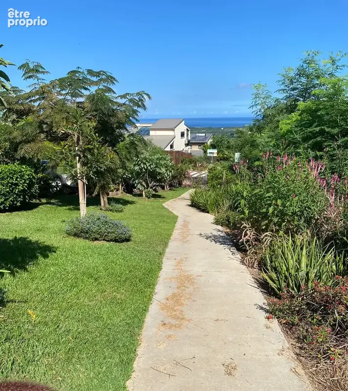 A vendre - parcelle viabilisée de 341 m2 à marie caze, la plaine saint paul - photo 5