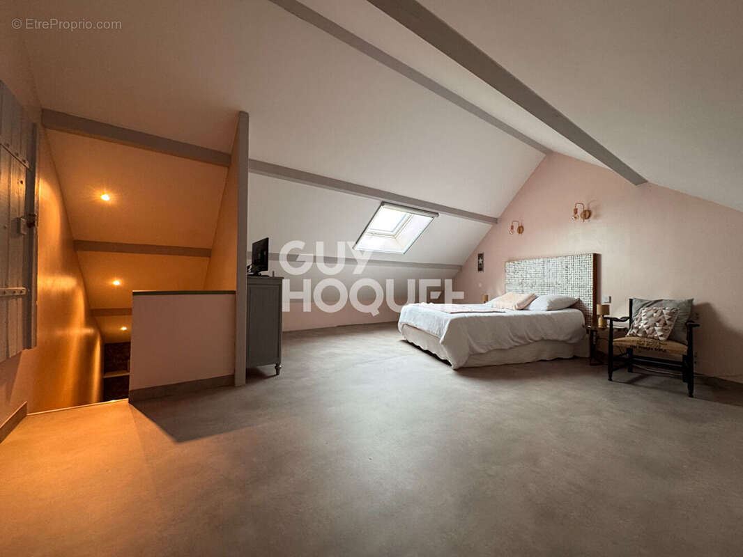 Maison à LE CREUSOT