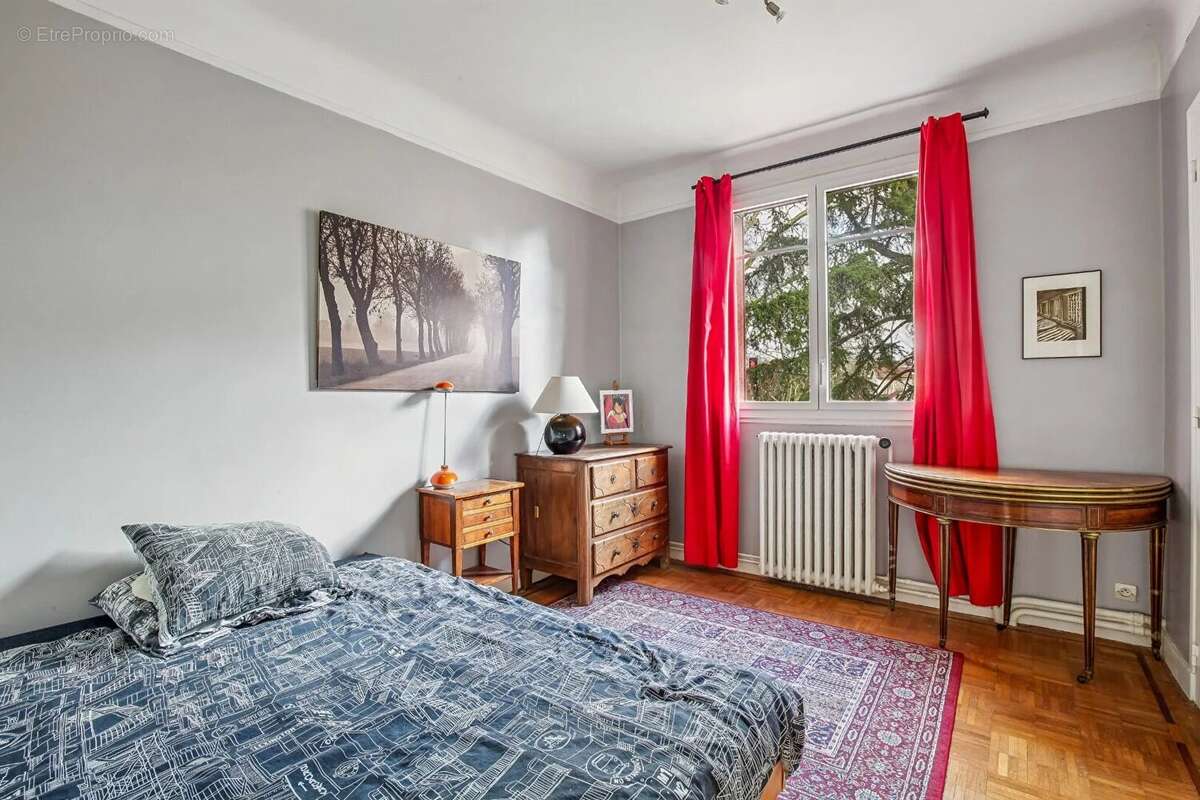 Maison à LE VESINET