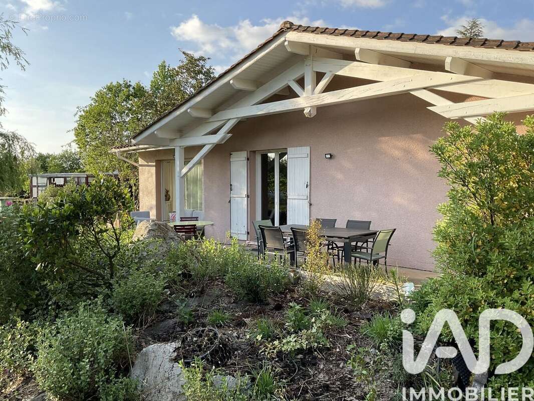 Photo 2 - Maison à MOUSTEY